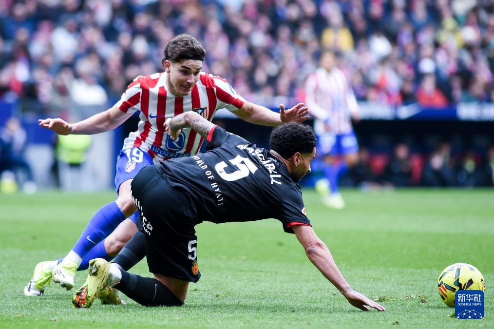 英超官方详解取消曼联被判点球理由！名宿怒斥一罪人，免费都不要