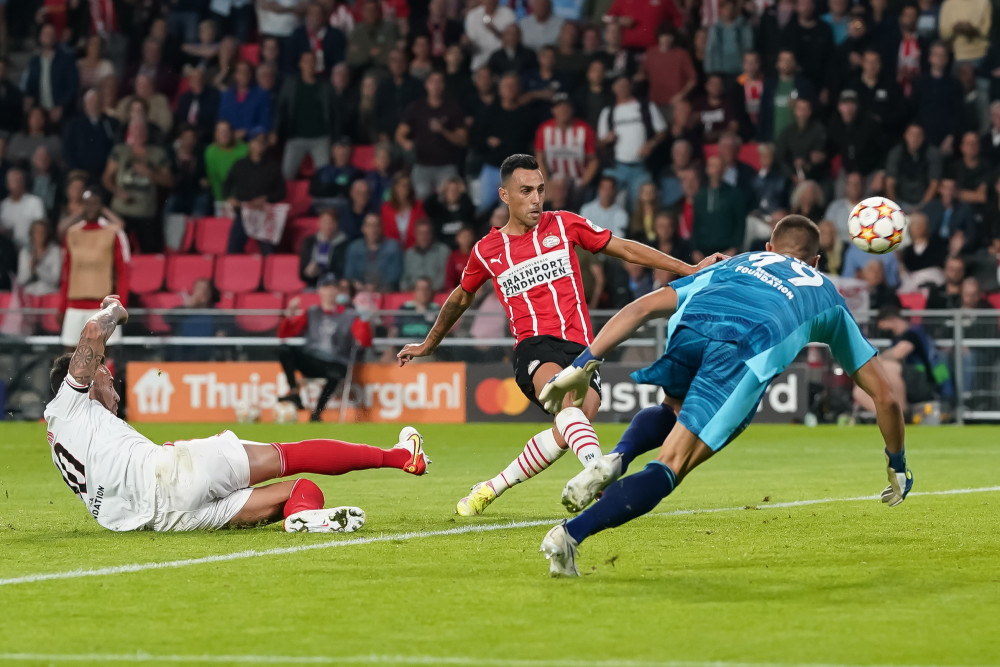 的球迷深感 的球迷深感